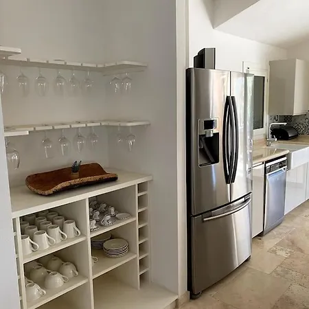 빌라 Grand With 5 Bedrooms And Pool 산판탈레오